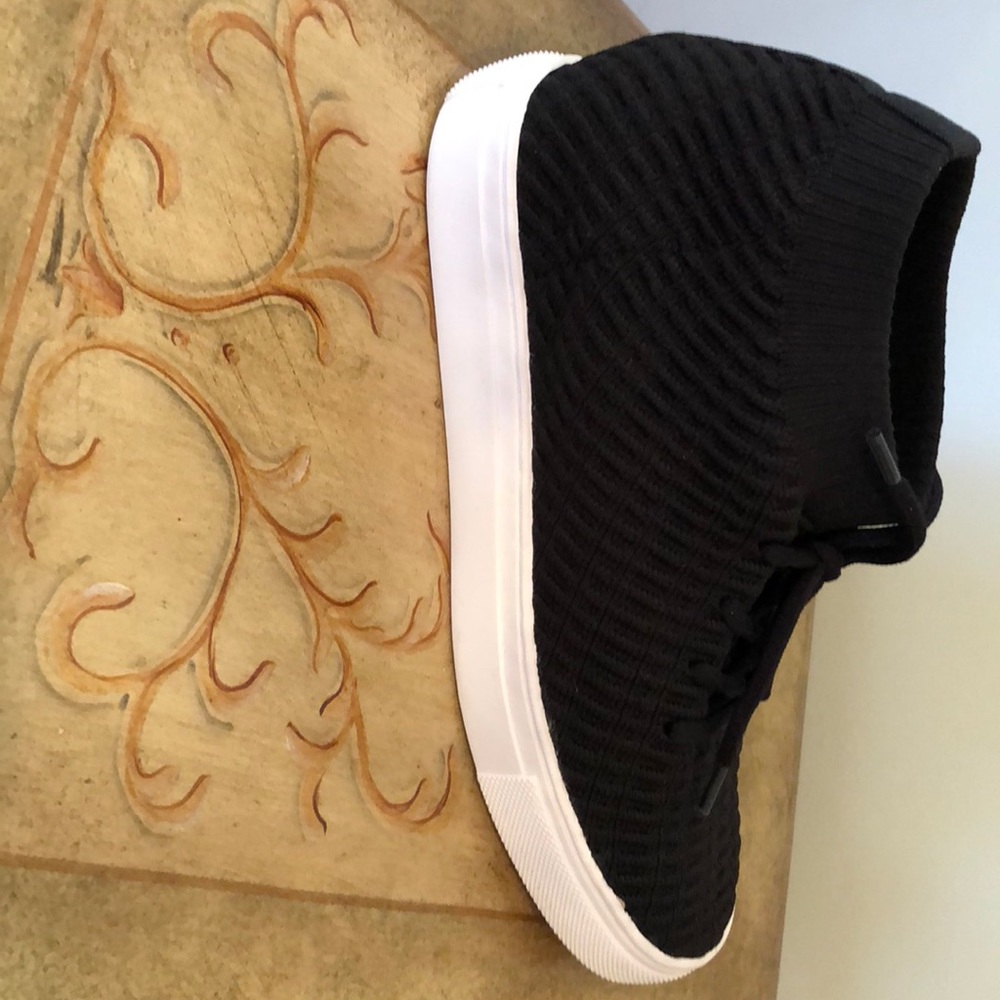 Steve Madden platform sneaker